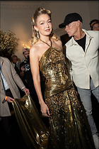 Celebrity Photo: Gigi Hadid
1365x2048 1,106 kb
Viewed 5 times
@BestEyeCandy.com
