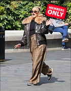 Celebrity Photo: Ashley Roberts
1661x2132 2.4 mb
Viewed 1 time
@BestEyeCandy.com