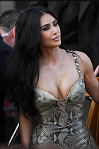 Celebrity Photo: Kimberly Kardashian
667x1000 94 kb
Viewed 18 times
@BestEyeCandy.com