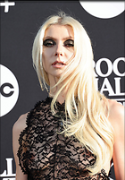 Celebrity Photo: Taylor Momsen
1426x2048 1.4 mb
Viewed 9 times
@BestEyeCandy.com