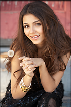 Celebrity Photo: Victoria Justice
733x1100 477 kb
Viewed 3 times
@BestEyeCandy.com