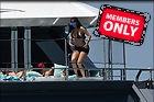 Celebrity Photo: Kylie Jenner
3300x2200 2.0 mb
Viewed 1 time
@BestEyeCandy.com