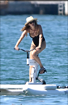 Celebrity Photo: Gisele Bundchen
1200x1854 246 kb
Viewed 3 times
@BestEyeCandy.com