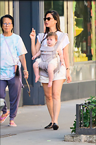 Celebrity Photo: Olivia Munn
1486x2229 1.3 mb
Viewed 12 times
@BestEyeCandy.com