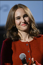 Celebrity Photo: Natalie Portman
1280x1921 267 kb
Viewed 17 times
@BestEyeCandy.com