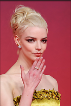 Celebrity Photo: Anya Taylor-Joy
19 Photos
Photoset #728571
@BestEyeCandy.com