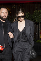 Celebrity Photo: Barbara Palvin
1200x1800 326 kb
Viewed 6 times
@BestEyeCandy.com