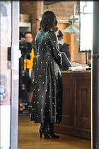 Celebrity Photo: Selena Gomez
1200x1800 246 kb
Viewed 9 times
@BestEyeCandy.com