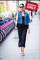 Celebrity Photo: Karlie Kloss
2333x3500 2.9 mb
Viewed 1 time
@BestEyeCandy.com
