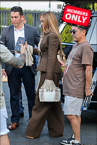 Celebrity Photo: Jennifer Lopez
2333x3500 2.8 mb
Viewed 0 times
@BestEyeCandy.com