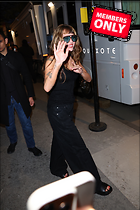 Celebrity Photo: Miley Cyrus
2333x3500 2.2 mb
Viewed 1 time
@BestEyeCandy.com