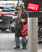 Celebrity Photo: Halle Berry
2820x3500 2.4 mb
Viewed 0 times
@BestEyeCandy.com