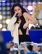 Celebrity Photo: Selena Gomez
3000x3876 1,096 kb
Viewed 11 times
@BestEyeCandy.com