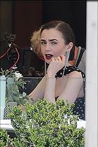 Celebrity Photo: Lily Collins
707x1061 477 kb
Viewed 9 times
@BestEyeCandy.com