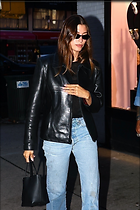 Celebrity Photo: Hailey Baldwin
5 Photos
Photoset #709551
@BestEyeCandy.com