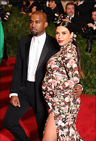 Celebrity Photo: Kimberly Kardashian
1377x2031 370 kb
Viewed 2 times
@BestEyeCandy.com