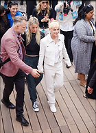 Celebrity Photo: Kristen Stewart
945x1309 656 kb
Viewed 4 times
@BestEyeCandy.com