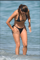 Celebrity Photo: Eva Longoria
1576x2362   1.2 mb
Viewed 25 times
@BestEyeCandy.com