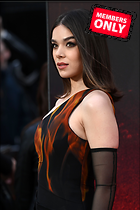 Celebrity Photo: Hailee Steinfeld
3402x5104 2.7 mb
Viewed 0 times
@BestEyeCandy.com