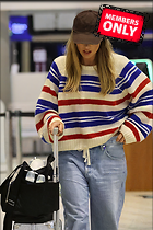 Celebrity Photo: Margot Robbie
2200x3300 2.6 mb
Viewed 2 times
@BestEyeCandy.com