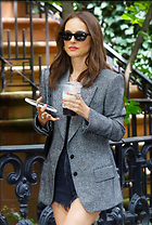 Celebrity Photo: Natalie Portman
1381x2048 1.5 mb
Viewed 10 times
@BestEyeCandy.com