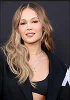 Kelli Berglund crop Top Emilia Perez film premiere Los Angeles California USA 21.10..20.2024
1360x1938 193 kb
Viewed 7 times
@BestEyeCandy.com