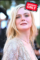 Celebrity Photo: Elle Fanning
3334x5000 3.2 mb
Viewed 1 time
@BestEyeCandy.com