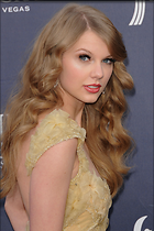 Celebrity Photo: Taylor Swift
2402x3602   935 kb
Viewed 9 times
@BestEyeCandy.com