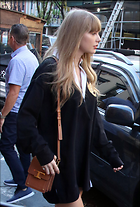 Celebrity Photo: Taylor Swift
2436x3600 702 kb
Viewed 5 times
@BestEyeCandy.com