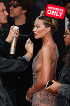 Celebrity Photo: Margot Robbie
2496x3744 1.9 mb
Viewed 0 times
@BestEyeCandy.com