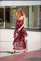 Celebrity Photo: Claire Holt
1200x1800 241 kb
Viewed 6 times
@BestEyeCandy.com