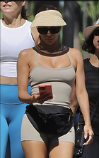 Celebrity Photo: Eva Longoria
1090x1726 779 kb
Viewed 10 times
@BestEyeCandy.com