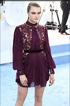 Celebrity Photo: Cara Delevingne
2949x4424 1,039 kb
Viewed 10 times
@BestEyeCandy.com