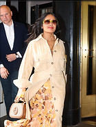Celebrity Photo: Salma Hayek
1177x1567 734 kb
Viewed 5 times
@BestEyeCandy.com
