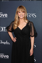 Celebrity Photo: Melissa Rauch
1200x1800 235 kb
Viewed 38 times
@BestEyeCandy.com