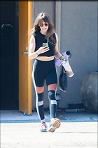 Celebrity Photo: Alison Brie
1061x1592 723 kb
Viewed 7 times
@BestEyeCandy.com