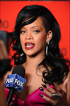 Celebrity Photo: Rihanna
1334x2000 545 kb
Viewed 5 times
@BestEyeCandy.com
