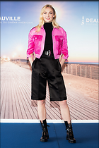 Celebrity Photo: Sophie Turner
1366x2048 451 kb
Viewed 8 times
@BestEyeCandy.com