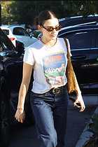 Celebrity Photo: Lucy Hale
1396x2094 730 kb
Viewed 5 times
@BestEyeCandy.com