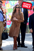 Celebrity Photo: Denise Richards
2333x3500 2.5 mb
Viewed 0 times
@BestEyeCandy.com