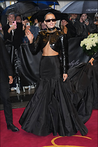Celebrity Photo: Miley Cyrus
5 Photos
Photoset #708527
@BestEyeCandy.com