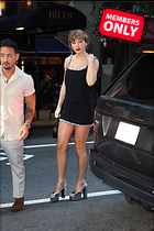 Celebrity Photo: Taylor Swift
2088x3132 1.7 mb
Viewed 1 time
@BestEyeCandy.com