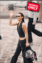 Celebrity Photo: Bella Hadid
2334x3500 3.0 mb
Viewed 1 time
@BestEyeCandy.com