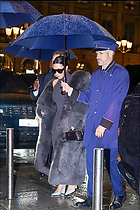 Celebrity Photo: Kimberly Kardashian
696x1044 528 kb
Viewed 6 times
@BestEyeCandy.com