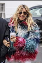 Celebrity Photo: Sienna Miller
20 Photos
Photoset #729060
@BestEyeCandy.com