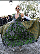 Celebrity Photo: Paris Hilton
1280x1739 484 kb
Viewed 14 times
@BestEyeCandy.com