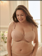 Celebrity Photo: Kelly Brook
1800x2400 345 kb
Viewed 35 times
@BestEyeCandy.com