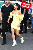 Becky G enlists Akon for her Como Tu music video shoot in Miami 30.07..20.2019
2200x3300 3.2 mb
Viewed 1 time
@BestEyeCandy.com