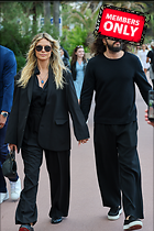 Celebrity Photo: Heidi Klum
4000x6000 2.5 mb
Viewed 0 times
@BestEyeCandy.com