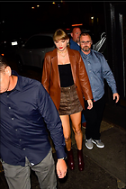 Celebrity Photo: Taylor Swift
1365x2048 744 kb
Viewed 12 times
@BestEyeCandy.com